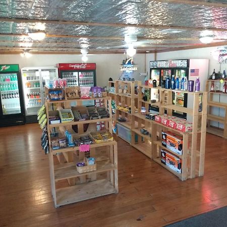 Top Of The Hill Rv Resort & Cabins Waring エクステリア 写真